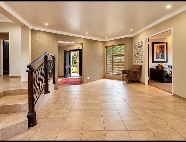 4 BEDROOM HOUSE FOR SALE IN THREE RIVERS EAST